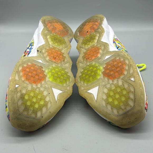 Nike CJ3 Flyweave trainer Calvin Johnson graffiti pack - Picture 9 of 10